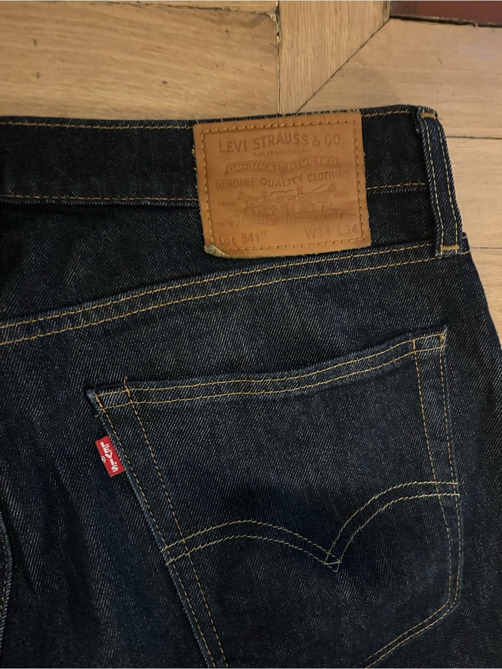 Levi's Dark Indigo Slim Straight Jeans - Picture 4 of 4